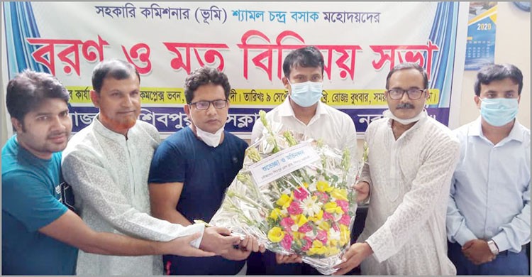 শিবপুরের নবাগত ইউএনও-এসিল্যান্ডকে প্রেসক্লাবের বরণ শিবপুরের নবাগত ইউএনও-এসিল্যান্ডকে প্রেসক্লাবের বরণ